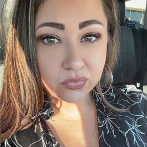 Meet your Posher, Brooke